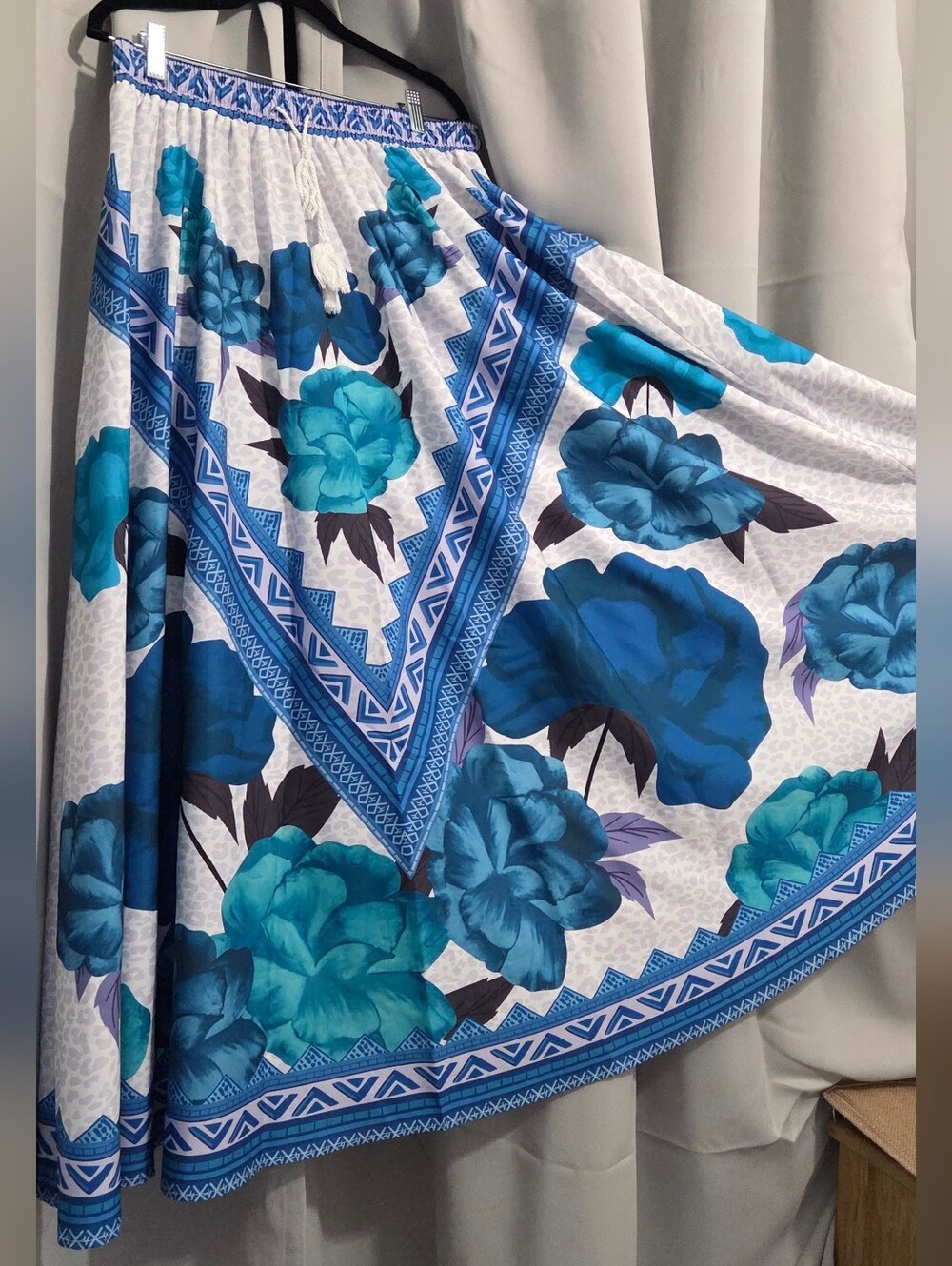 Beautiful Blue Floral Maxi Skirt - Elegant Boho Print - Picture 7 of 7